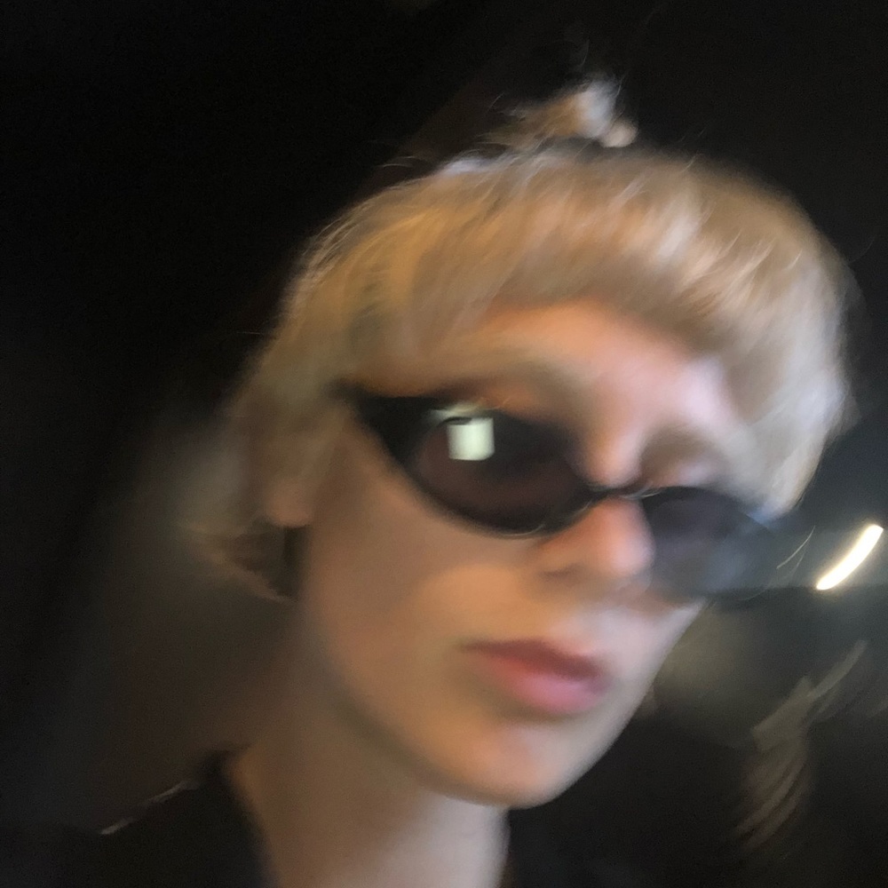 Meet your Posher, PAUL